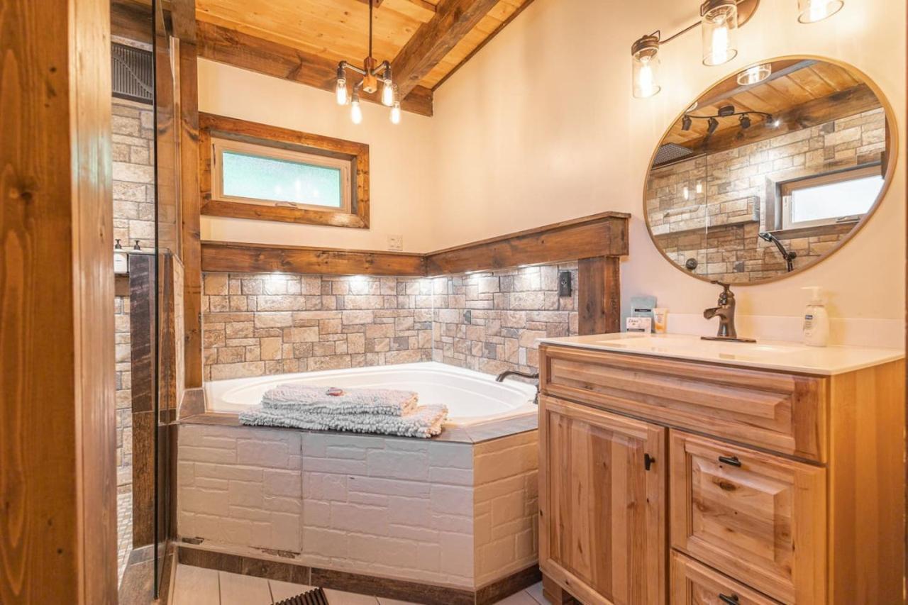 Canyon View Treehouse- Relaxing Getaway In Jasper With An Amazing View Esterno foto